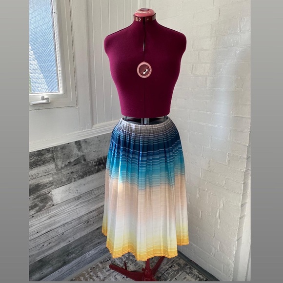ELOQUII Sunset 🌅 skirt - Picture 3 of 8